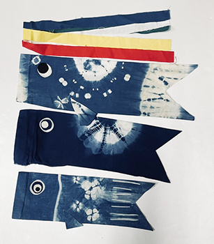 藍染めワークショップ「大人も藍染めこいのぼり」制作見本